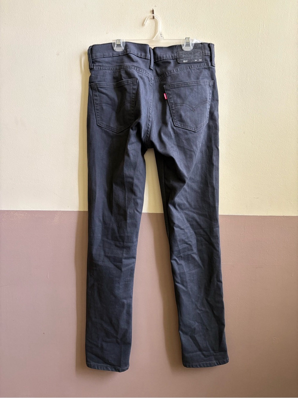 Levi's Men's Slim Straight Jeans in Charcoal